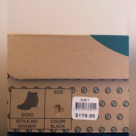 Planet Shoes Black “Echo” Ankle Boots - Picture 7 of 7